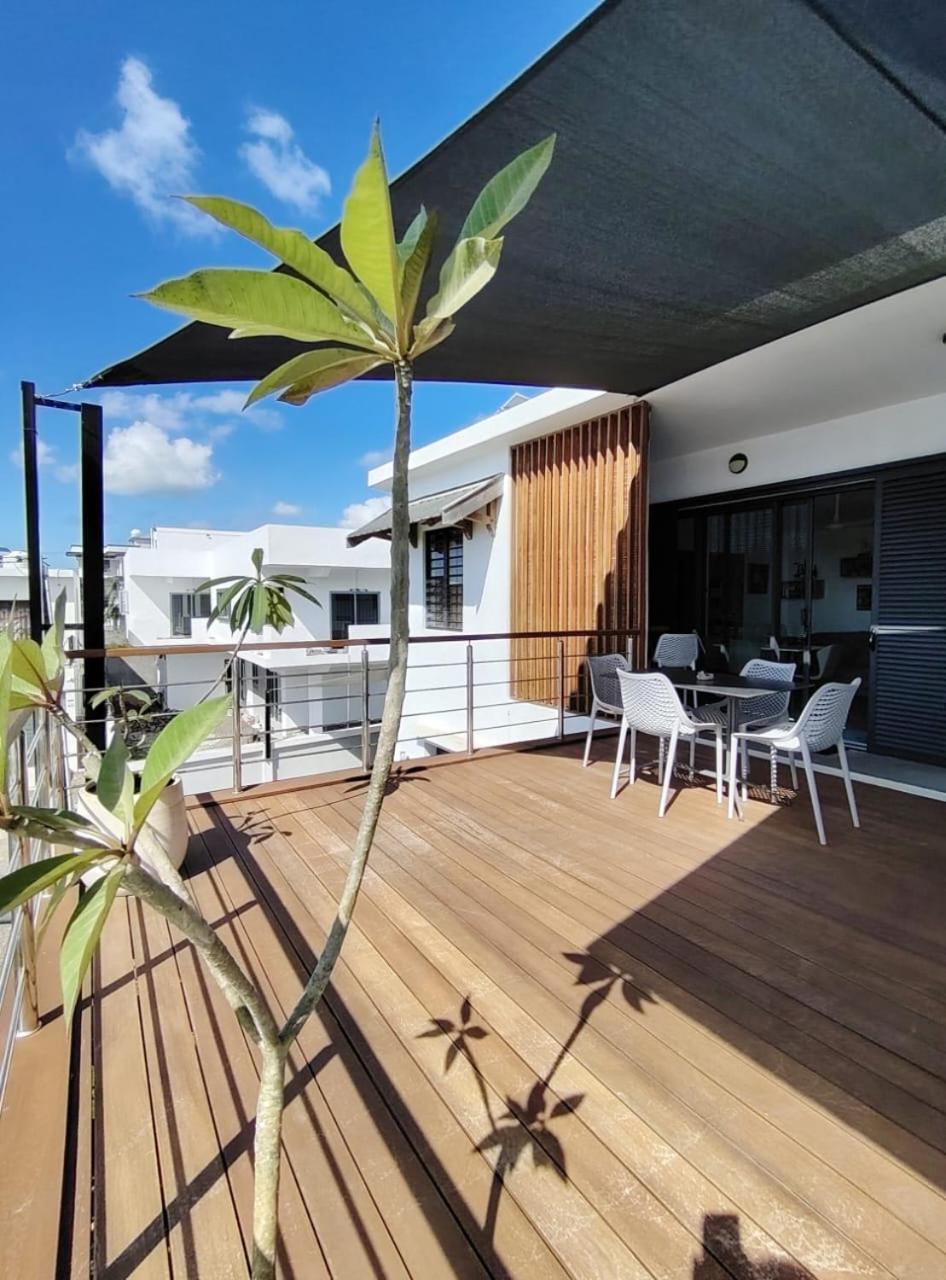 Appartement Le P'tit Bohneur à Trou-aux-Biches Extérieur photo